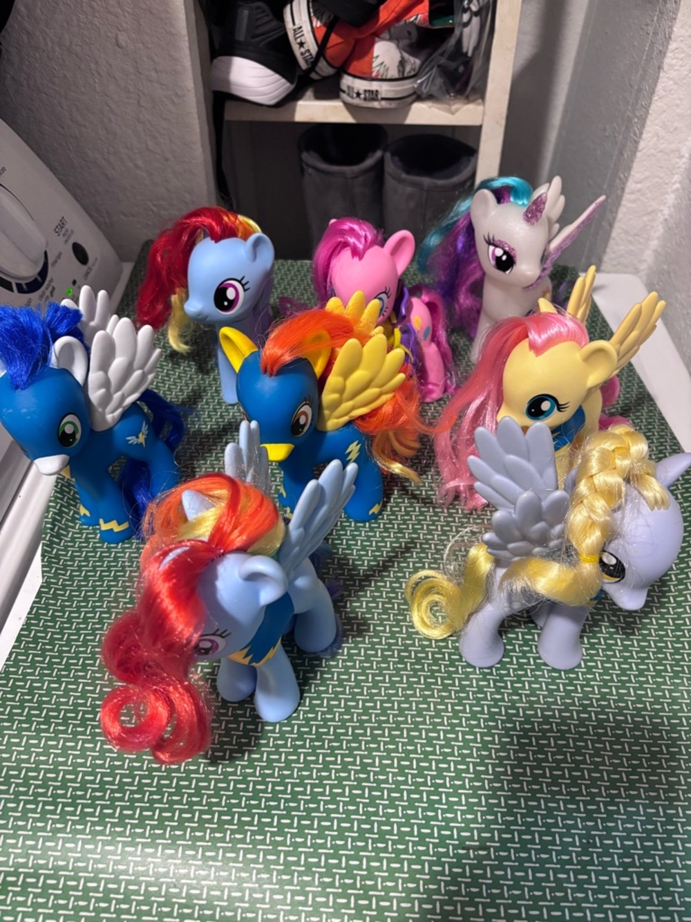 My Little Pony Lot of 8 Ponies
